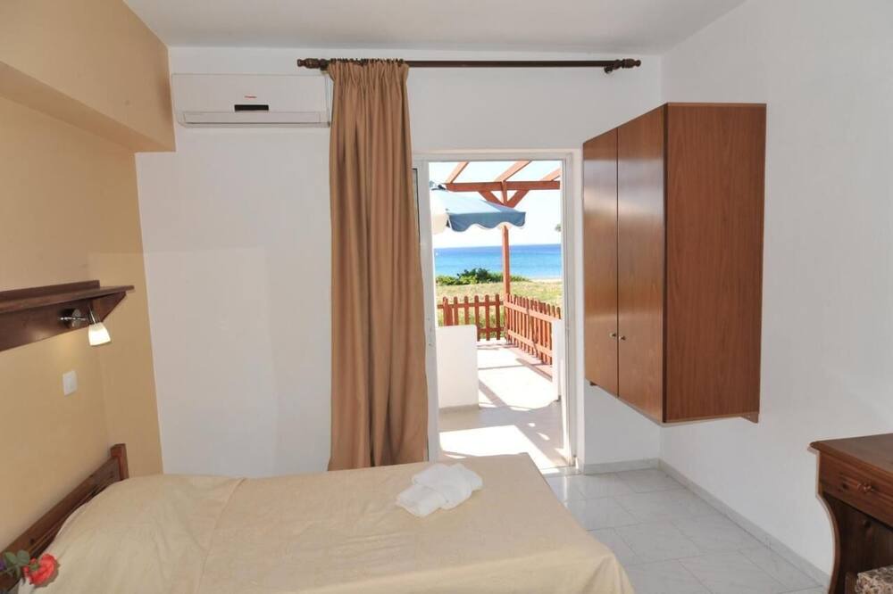 Photo of Bedroom in Kefalos
