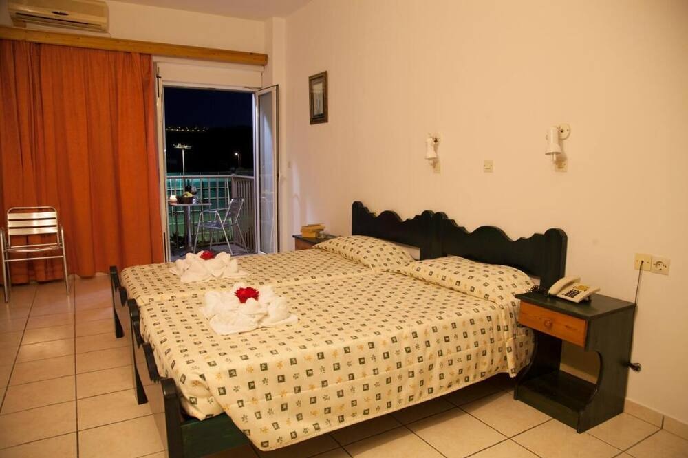 Photo of Bedroom in Kefalos