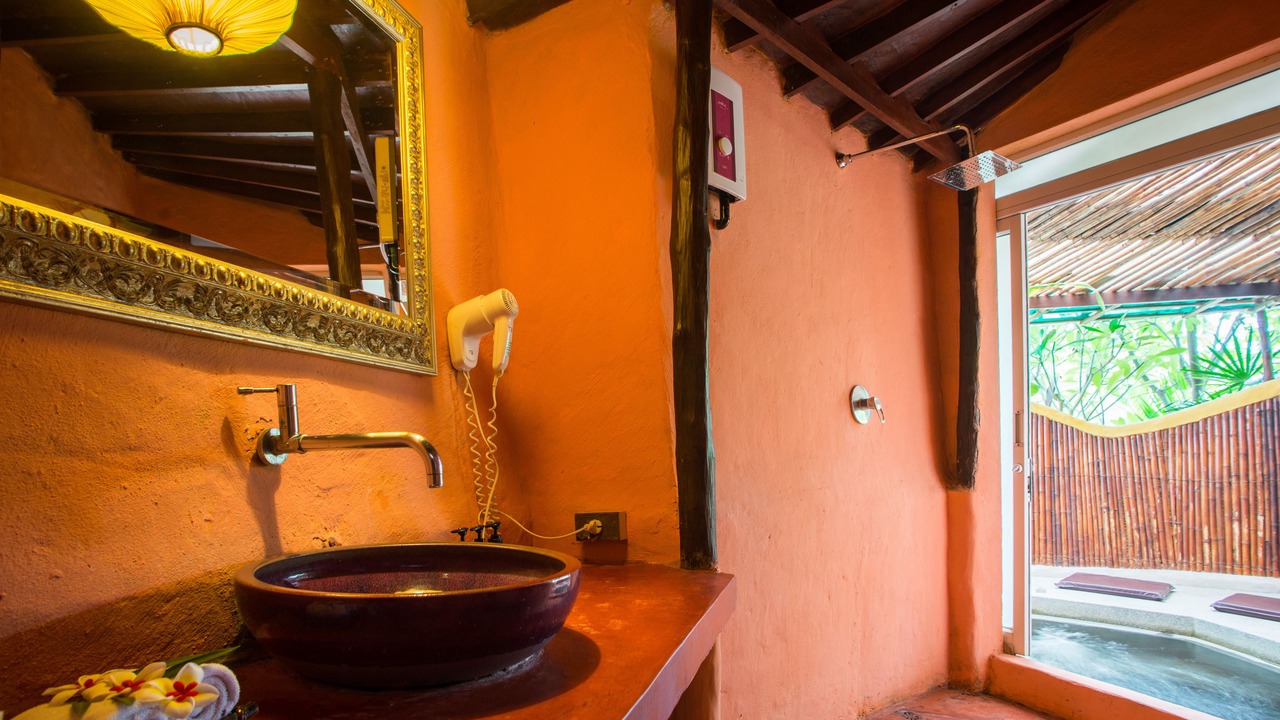 Photo of Bathroom in Thong Sala