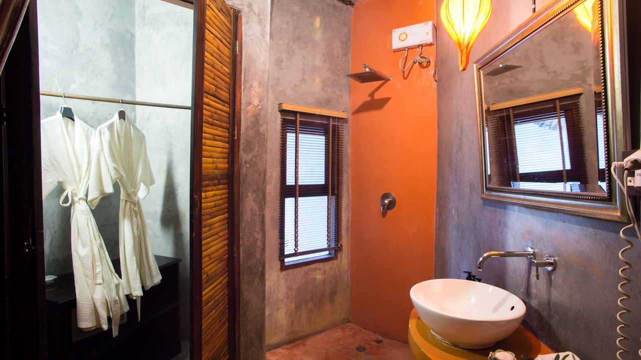 Photo of Bathroom in Thong Sala