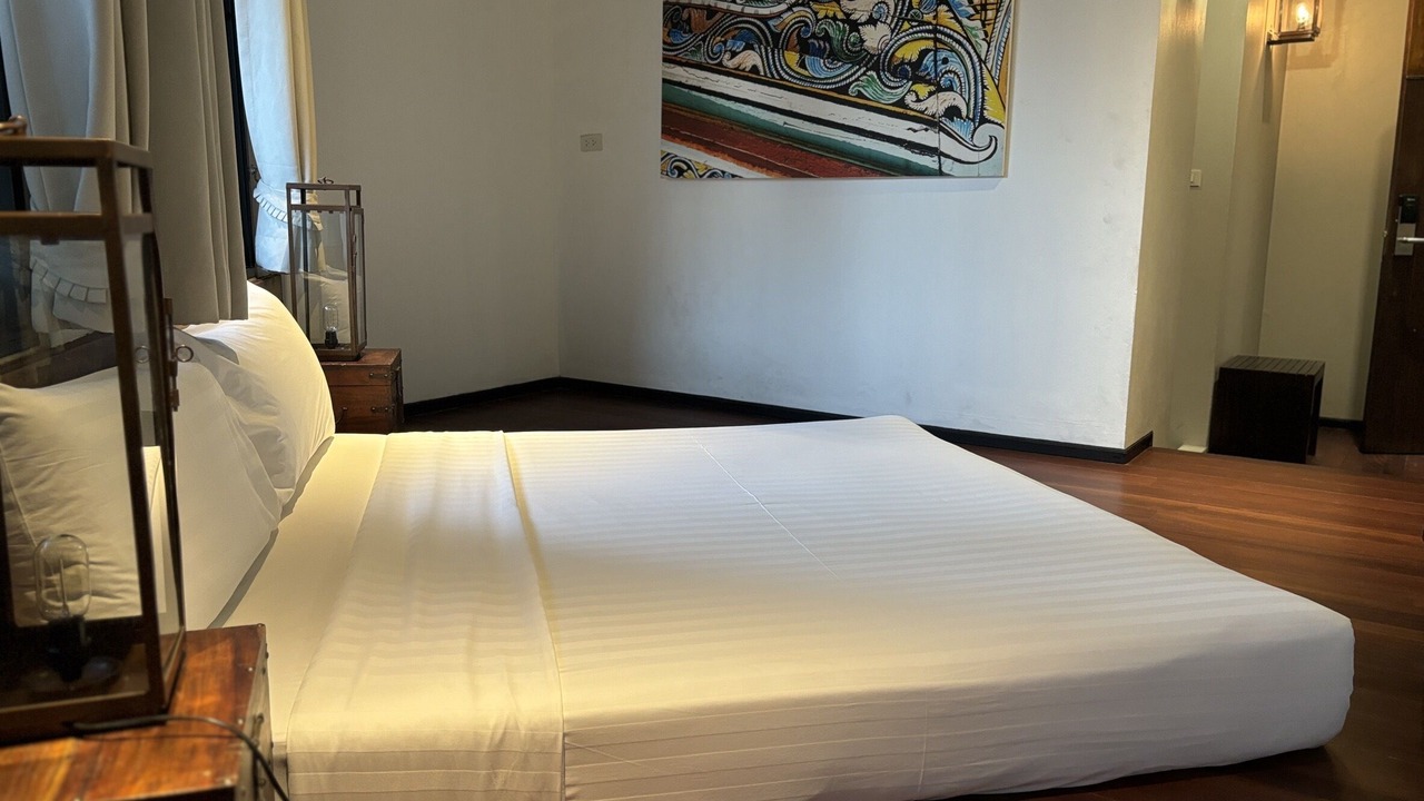 Photo of Bedroom in Thanon Phetchaburi
