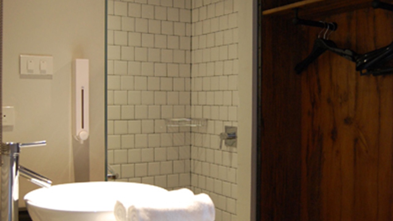 Photo of Bathroom in Thanon Phetchaburi