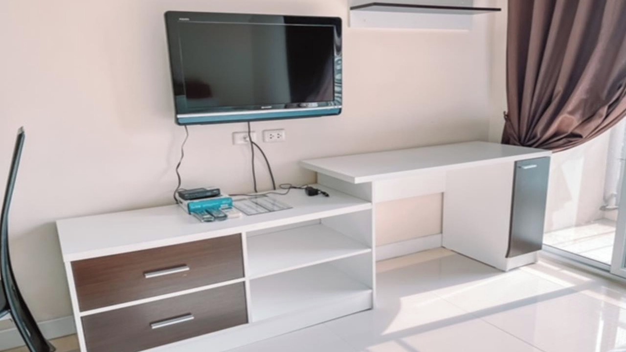 Photo of Bedroom in Khanna Yao