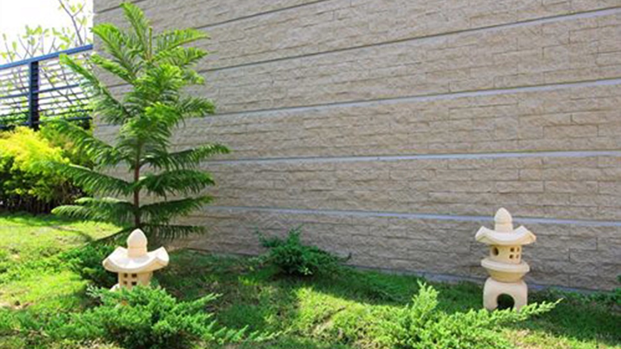 Photo of Outdoor in Khanna Yao