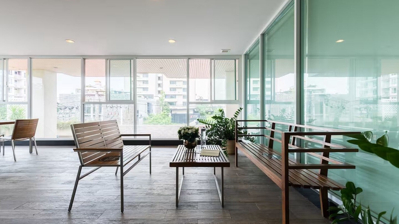 Photo of Patio Balcony in Samsen Nai