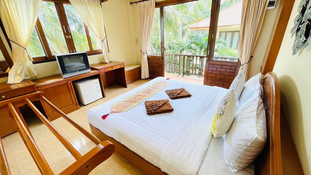 Photo of Bedroom in Haad Rin