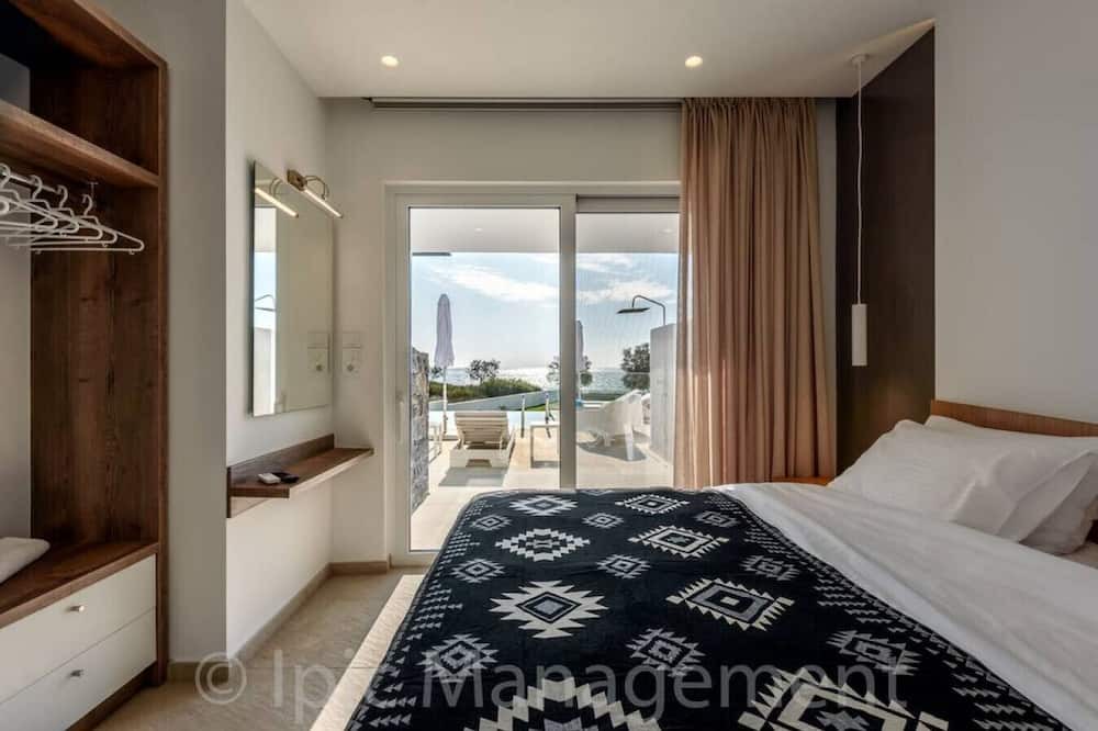 Photo of Bedroom in Fragkokastello