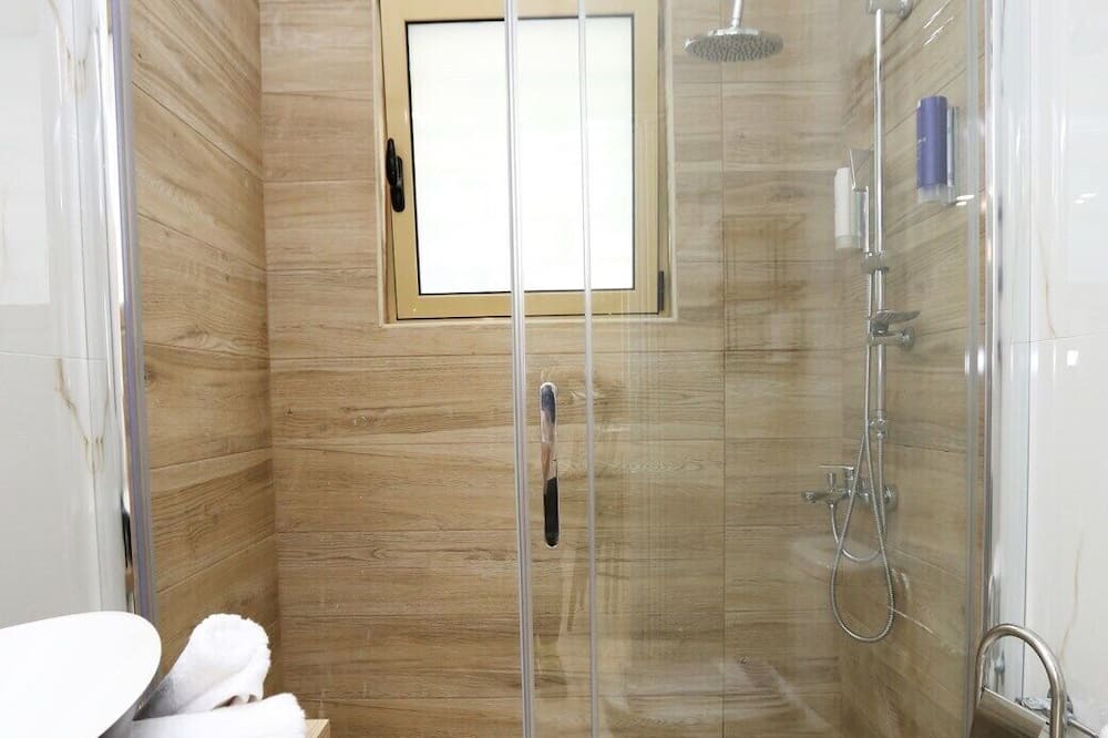Photo of Bathroom in Pasalimani