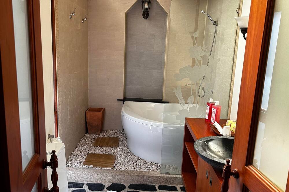 Photo of Bathroom in Na Chom Thian