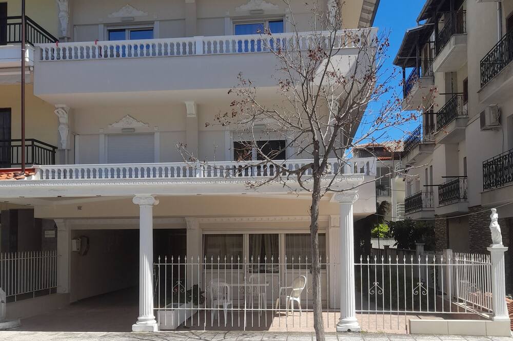 Photo of Outdoor in Olymbiaki Akti