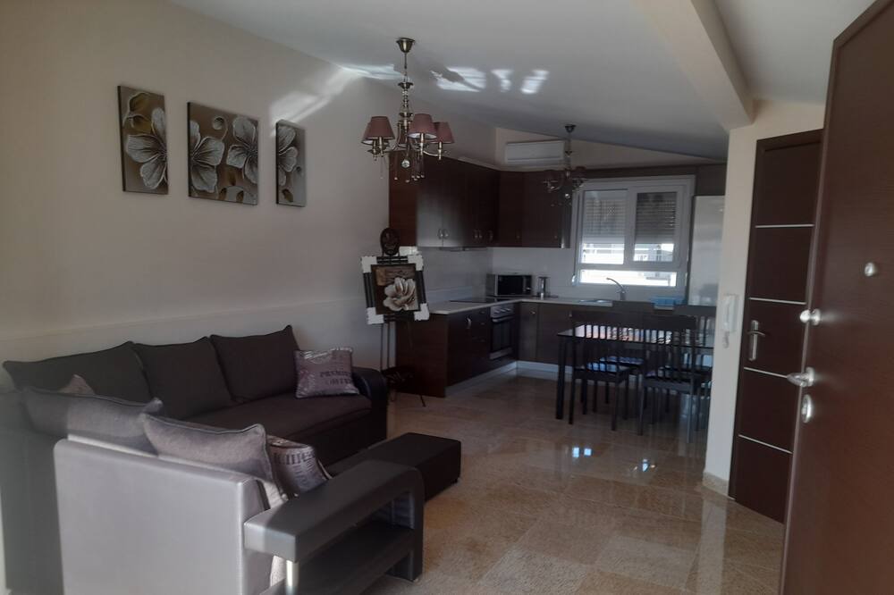 Photo of Livingroom in Olymbiaki Akti