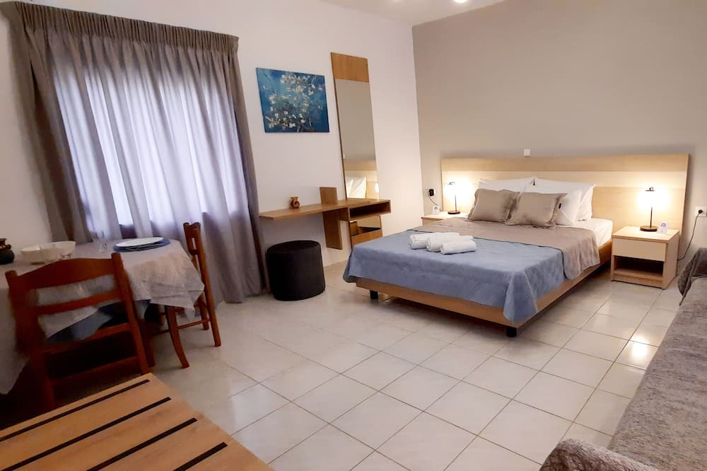 Photo of Bedroom in Sougia