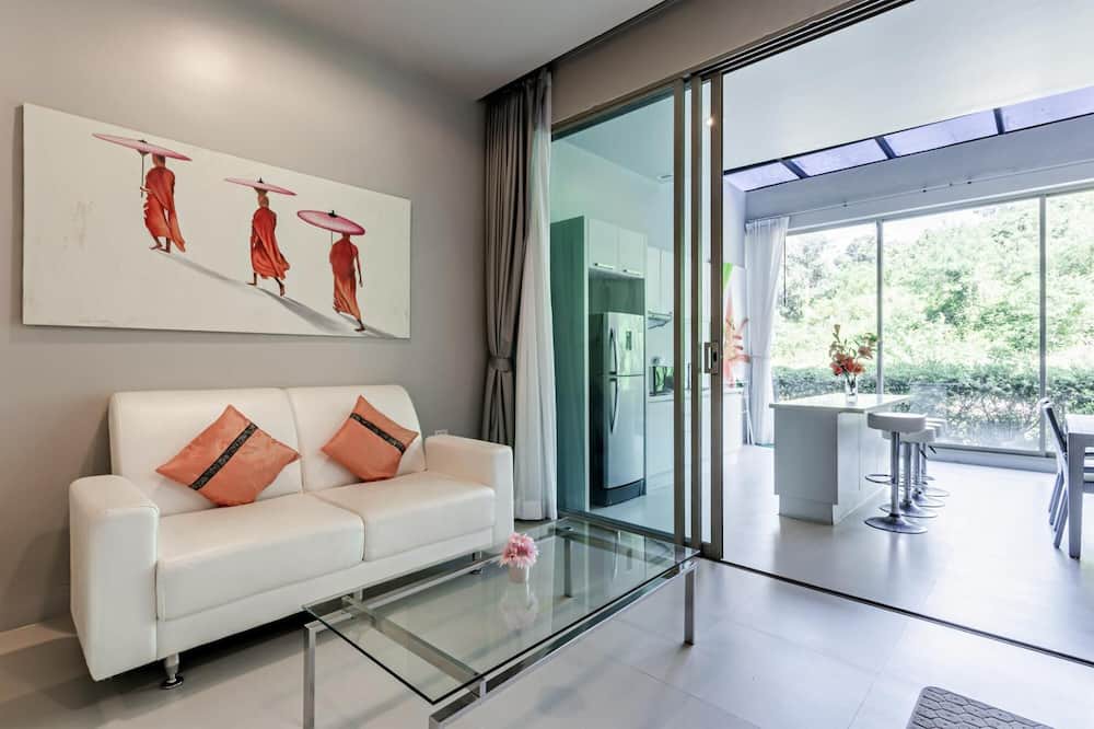 Photo of Livingroom in Karon