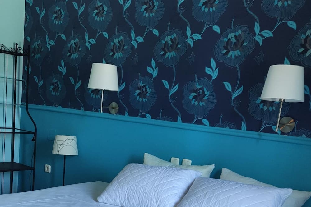Photo of Bedroom in Kamena Vourla