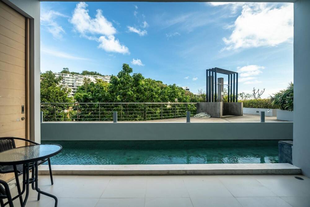 Photo of Outdoor in Karon