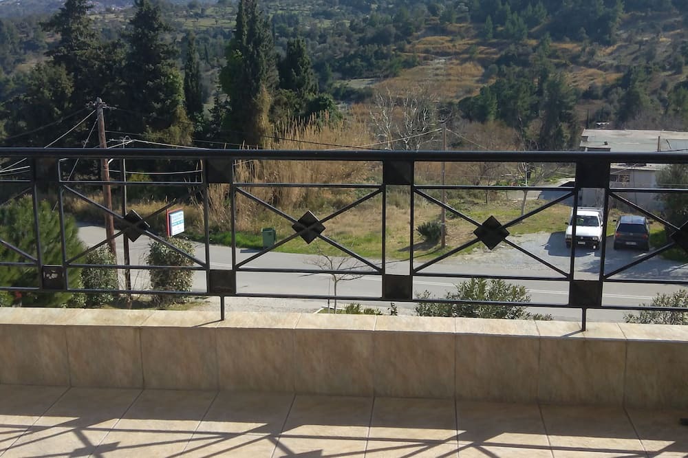 Photo of Patio Balcony in Sipiada