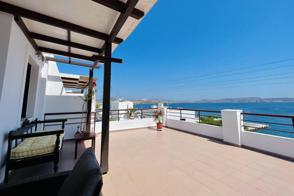 Photo of Outdoor in Adamas