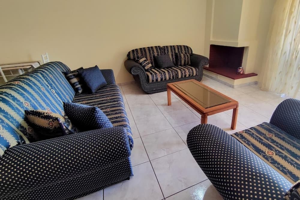 Photo of Livingroom in Molos-Agios Konstantinos