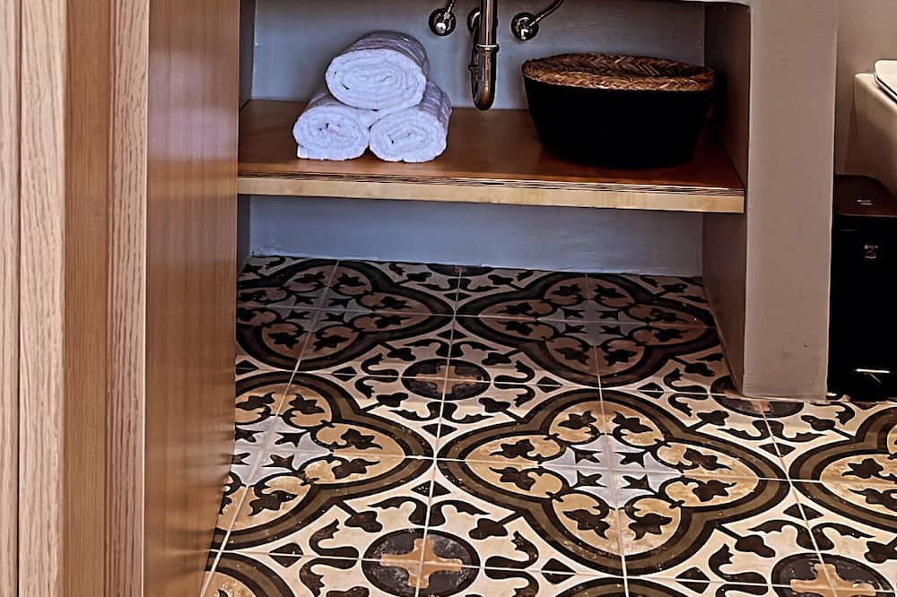 Photo of Bathroom in Myrina
