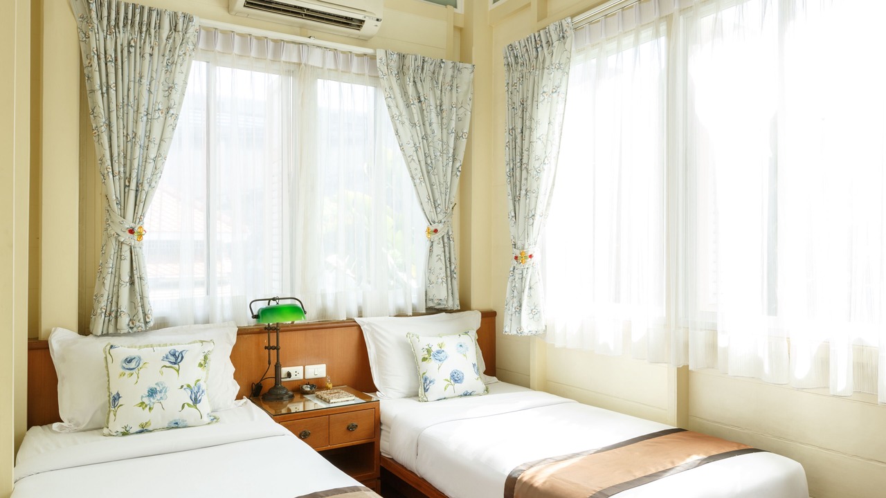 Photo of Bedroom in Wat Bowon Niwet