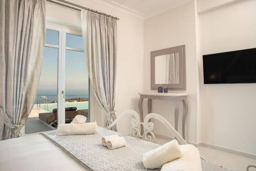 Photo of Bedroom in Skinaria