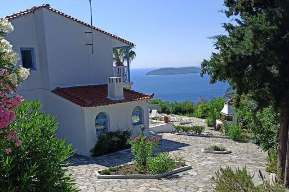 Photo of Outdoor in Katsarou