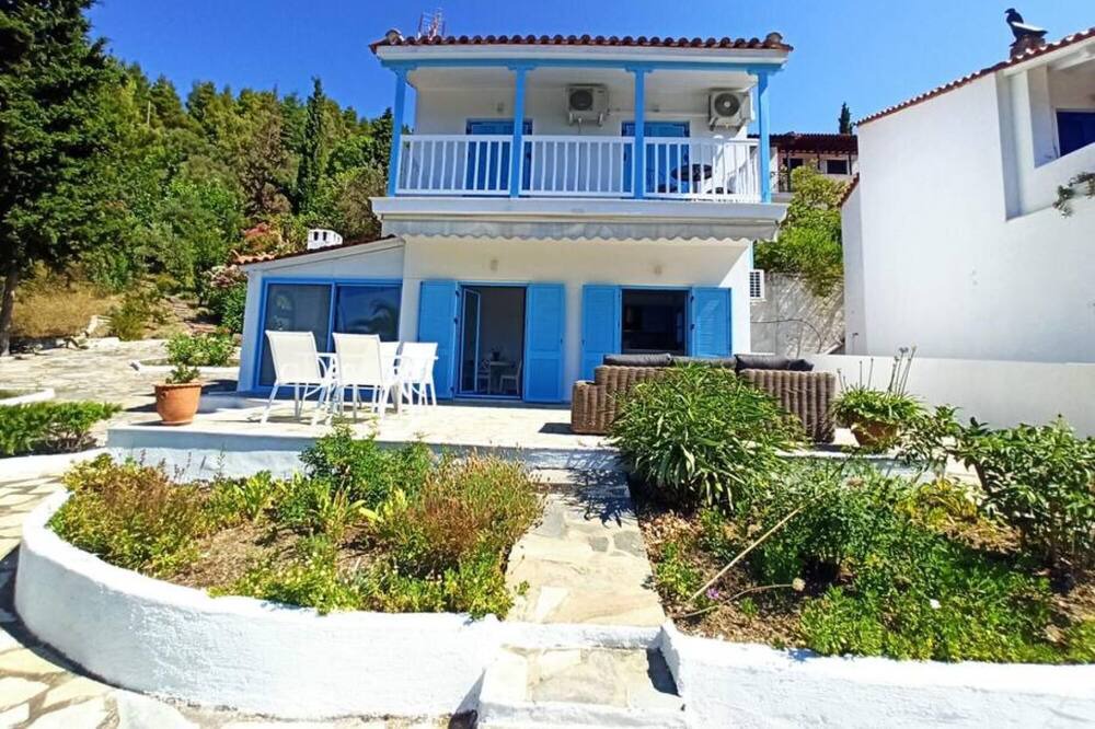 Photo of Outdoor in Katsarou
