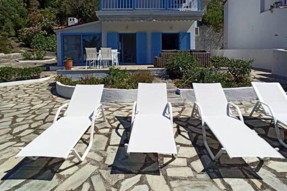 Photo of Patio Balcony in Katsarou