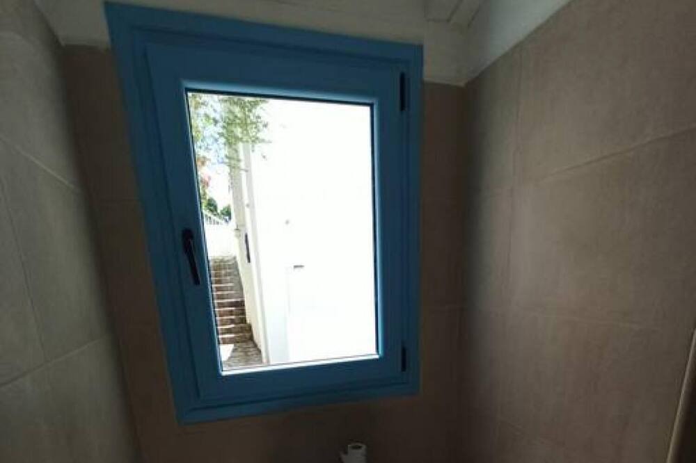 Photo of Bathroom in Katsarou