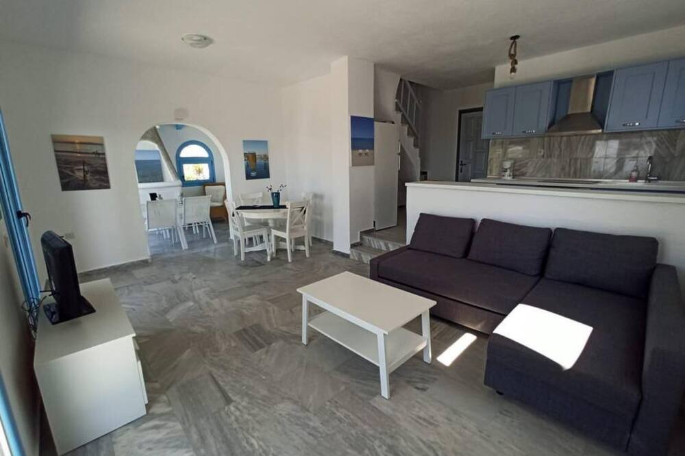 Photo of Livingroom in Katsarou