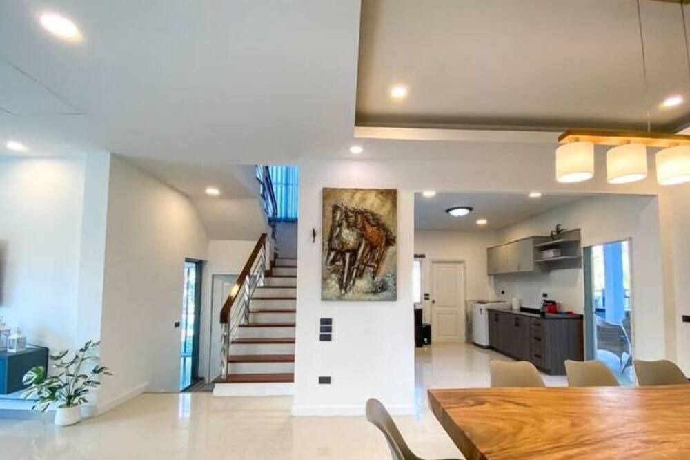 Photo of Livingroom in San Sai
