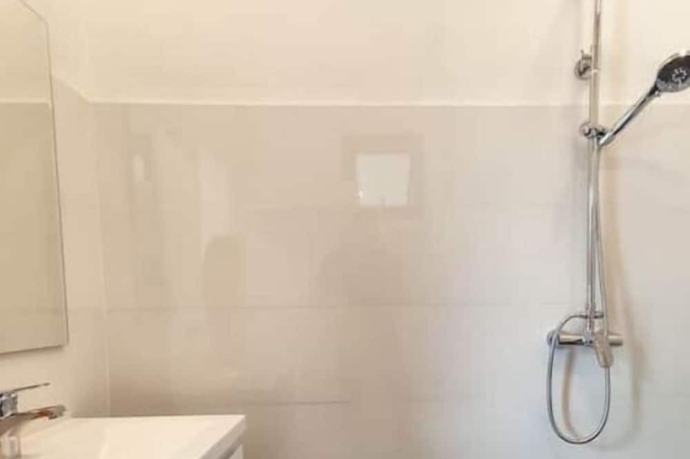 Photo of Bathroom in Wat Ket