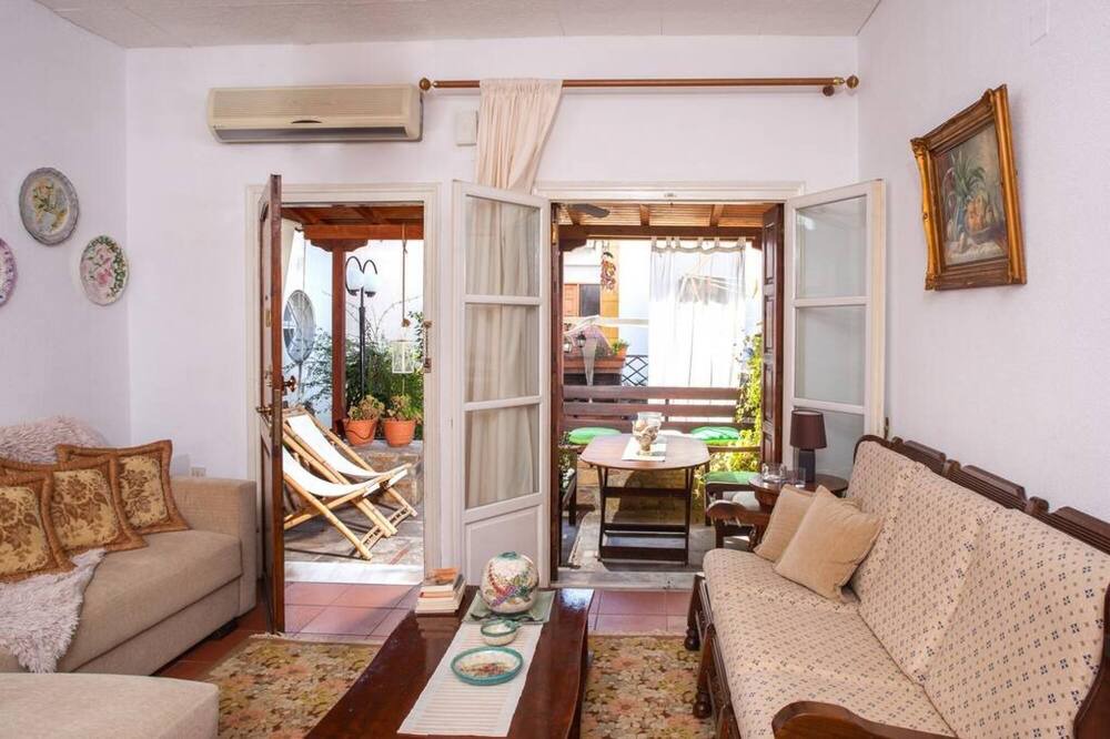 Photo of Livingroom in Ano Lechonia
