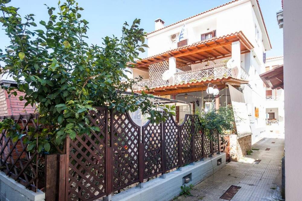 Photo of Outdoor in Ano Lechonia