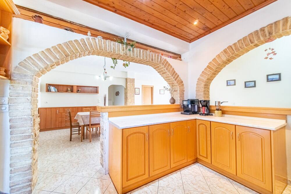 Photo of Kitchen in Marathias