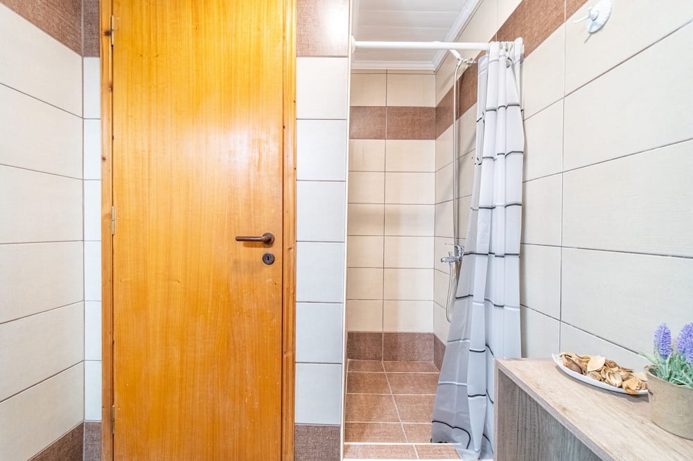 Photo of Bathroom in Marathias