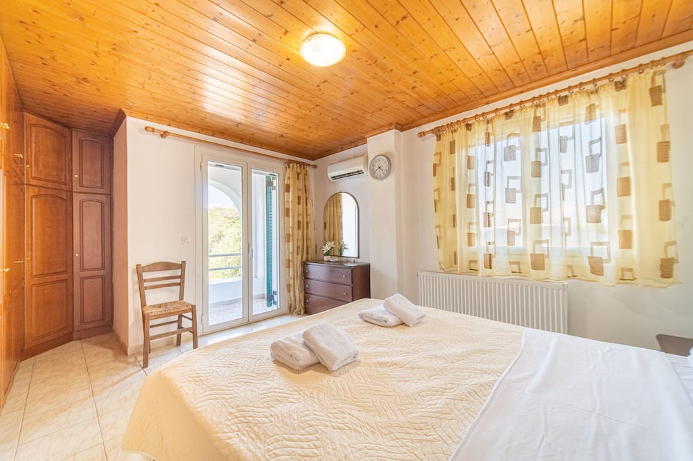 Photo of Bedroom in Marathias