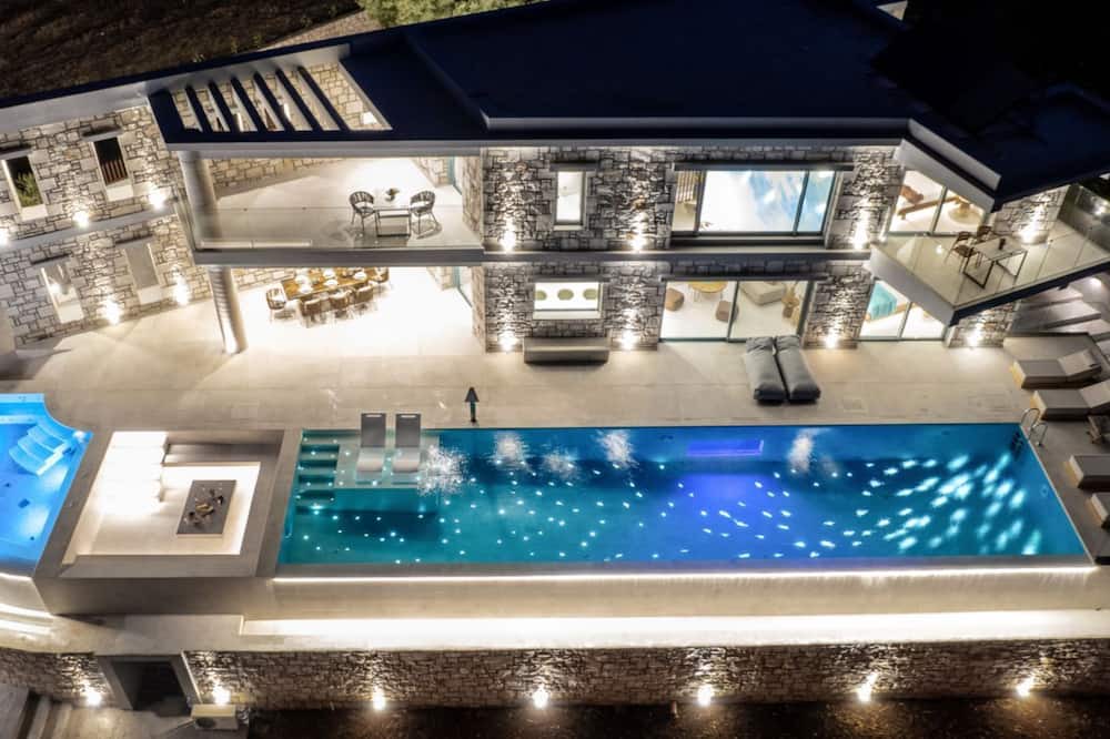 Photo of Outdoor in Skinaria