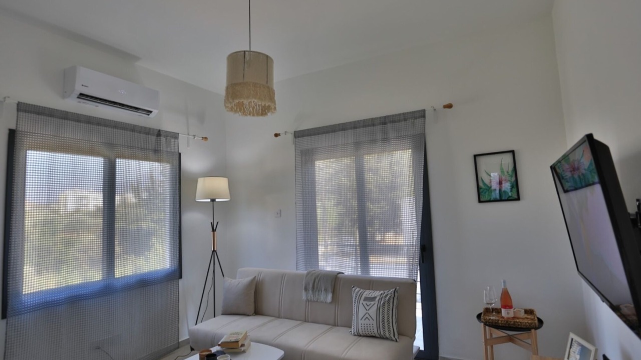 Photo of Livingroom in Kyrenia District