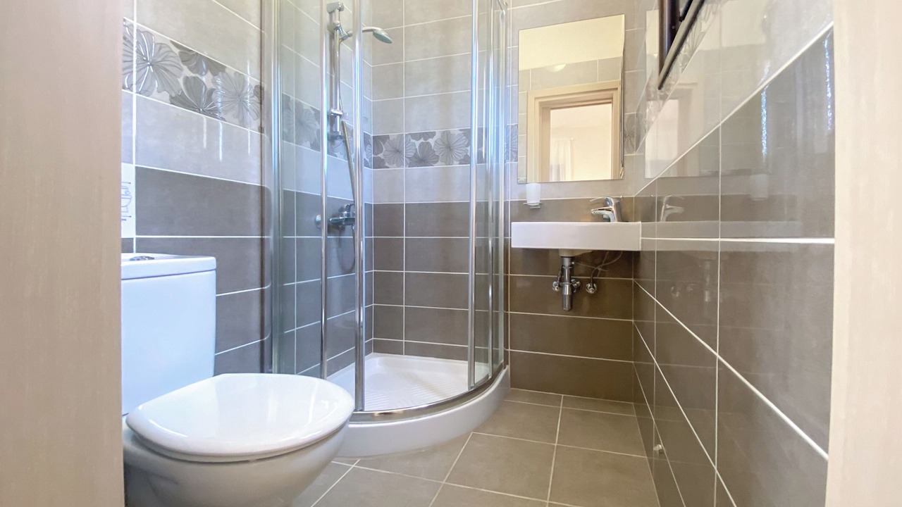 Photo of Bathroom in Erimi