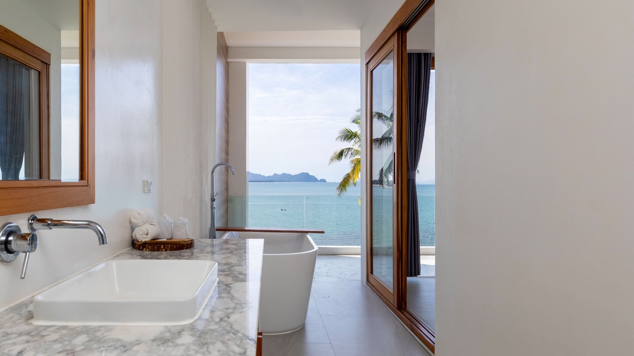 Photo of Bathroom in Khanom