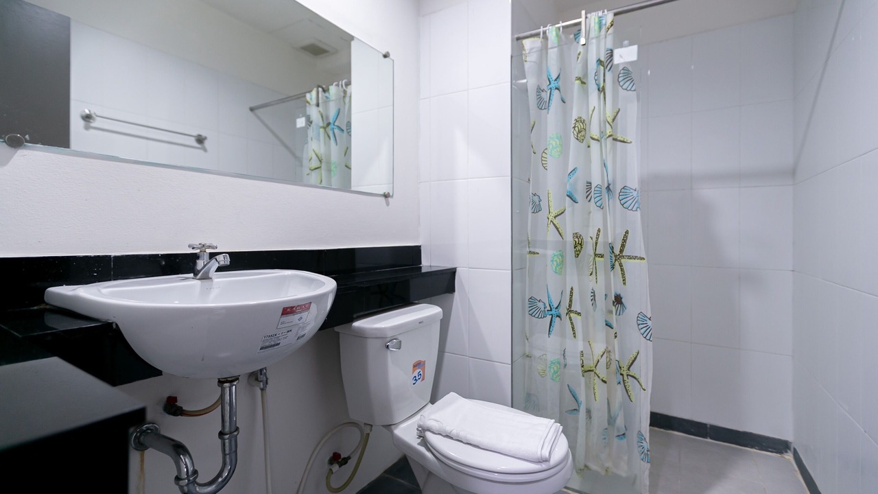 Photo of Bathroom in Bang Khae