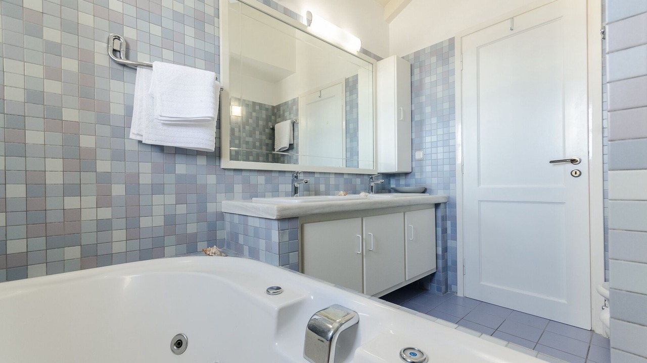 Photo of Bathroom in Heraklion