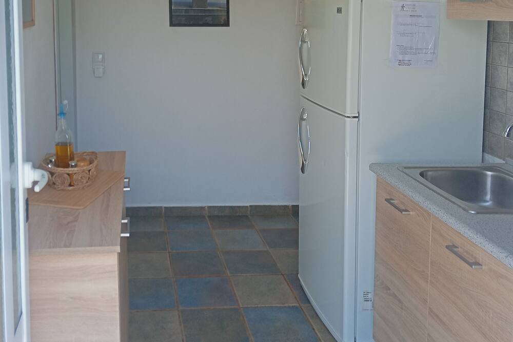 Photo of Kitchen in East Mani