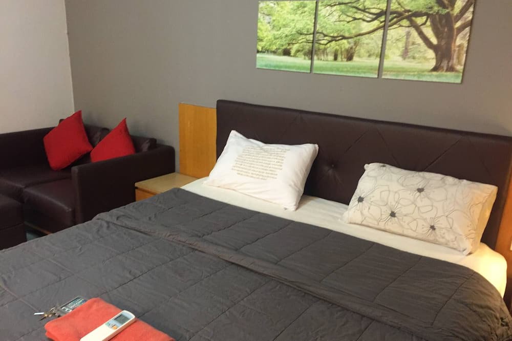 Photo of Bedroom in Huai Khwang