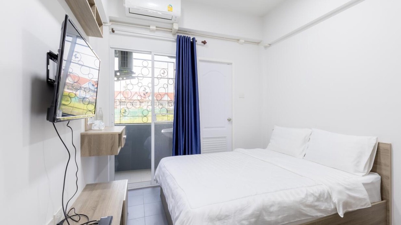 Photo of Bedroom in Bang Chan