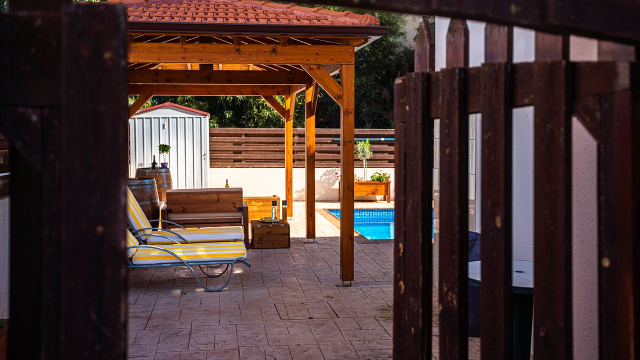 Photo of Outdoor in Pernera