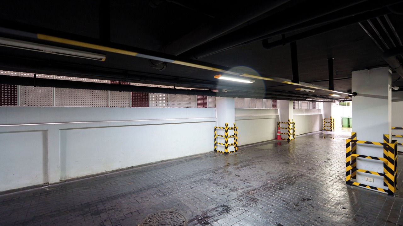 Photo of Others in Yan Nawa
