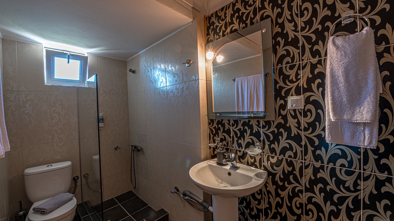 Photo of Bathroom in Alissos