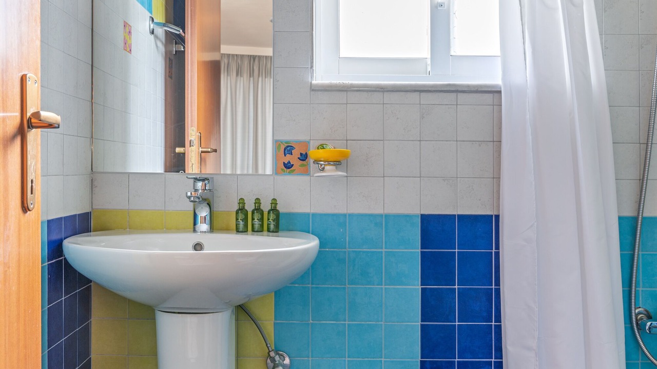 Photo of Bathroom in Elea